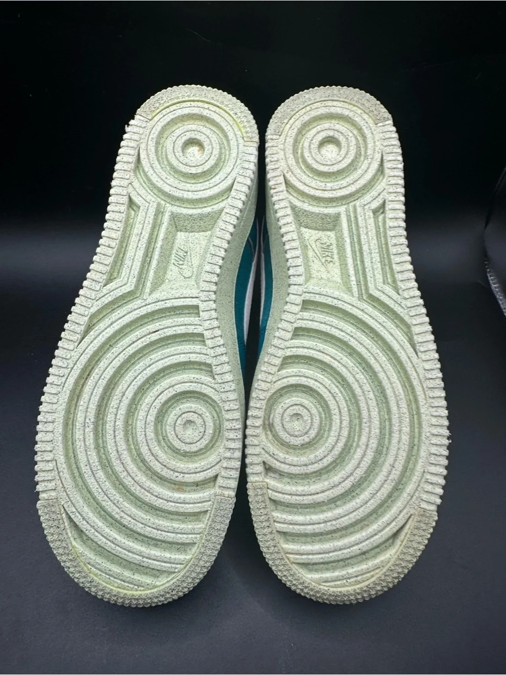 Nike Air Force 1 ‘07 LV8 Teal Volt Sneakers | Men’s 6 / Women’s 7.5 | DM1086-300